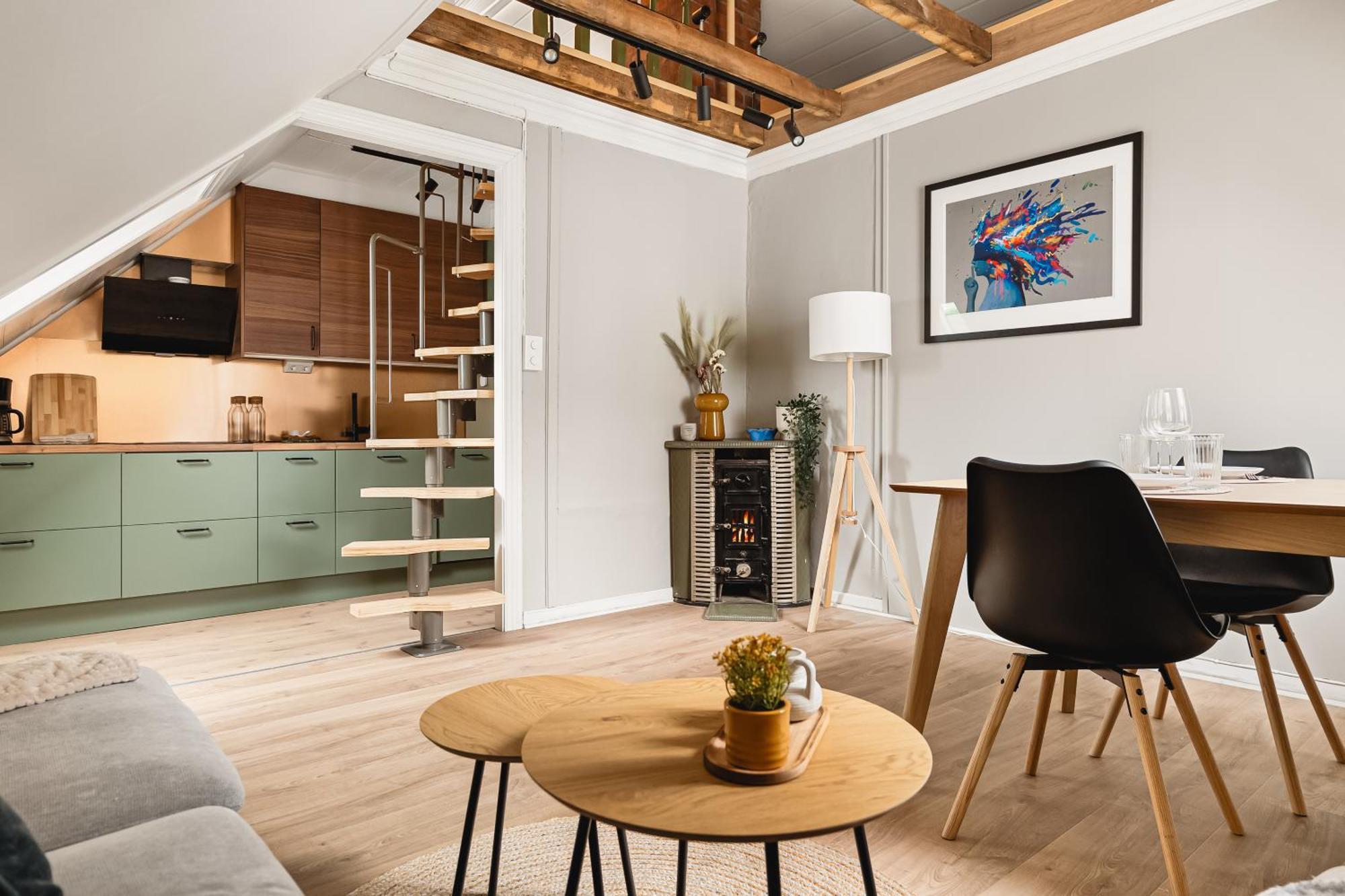 2024 Renovated Luxury Penthouse! Up To 9 Guests! Apartment เบอร์เกน ภายนอก รูปภาพ